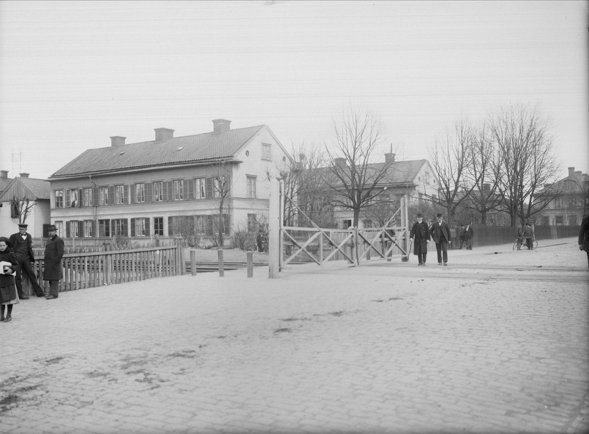 Alfred Dahlgren, Vaksalagatan - järnvägen, kvarteret Tor, Uppsala 1901 - 1902
