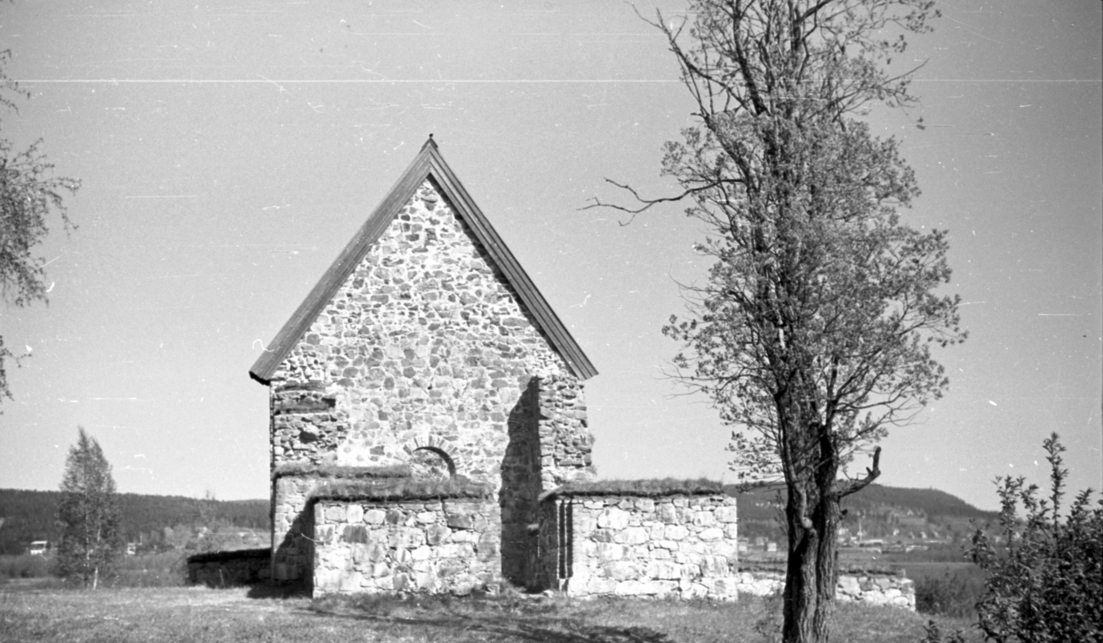 Bertil Berthelson, Selångers kyrkoruin