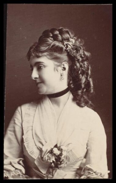 London Stereoscopic and Photographic Company, Guy Little Theatrical Photograph