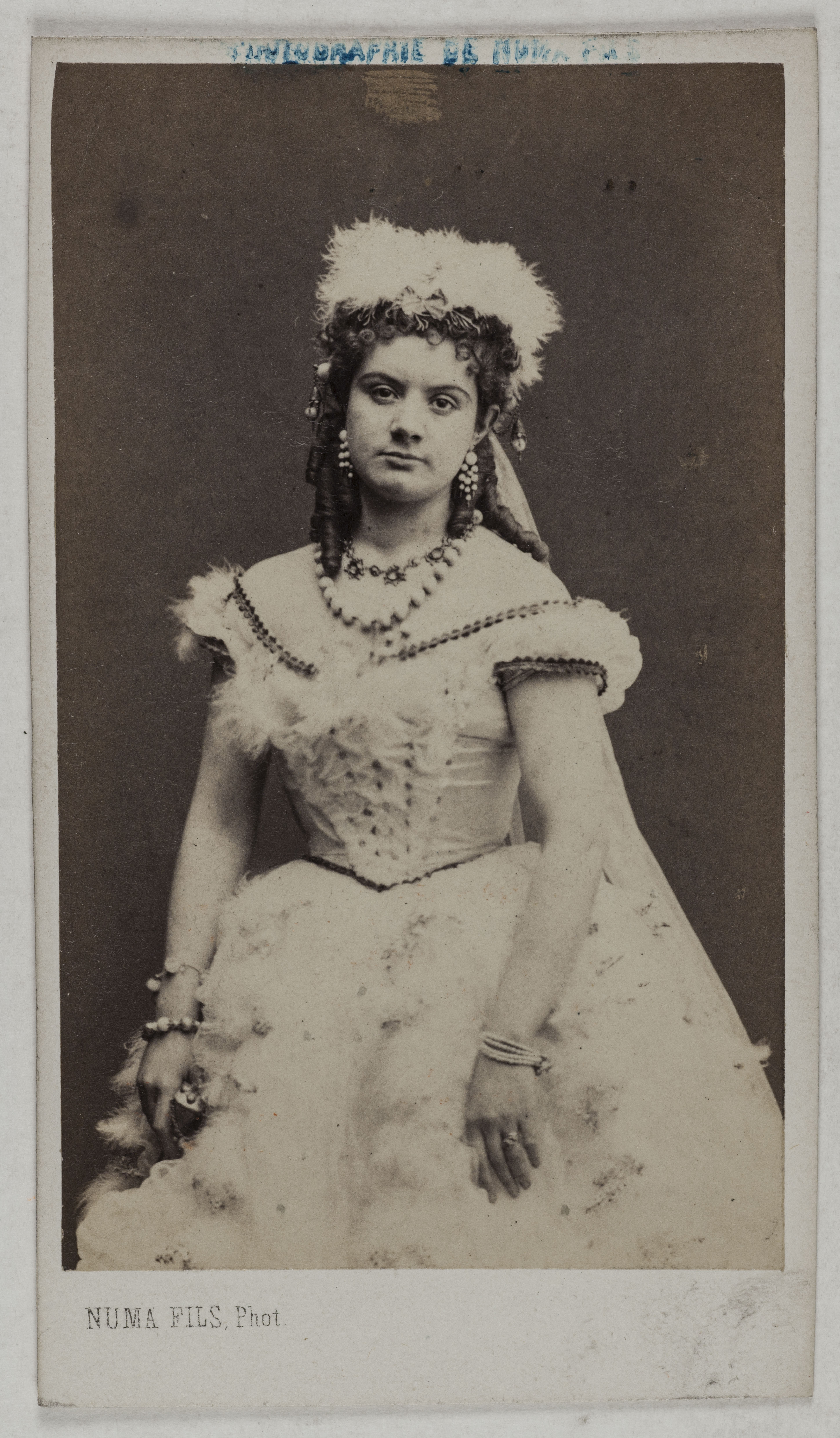 Numa Fils, Portrait de Desclauzas Marie, (née Malvina Ernestine Armand), (1840-1912), (actrice)