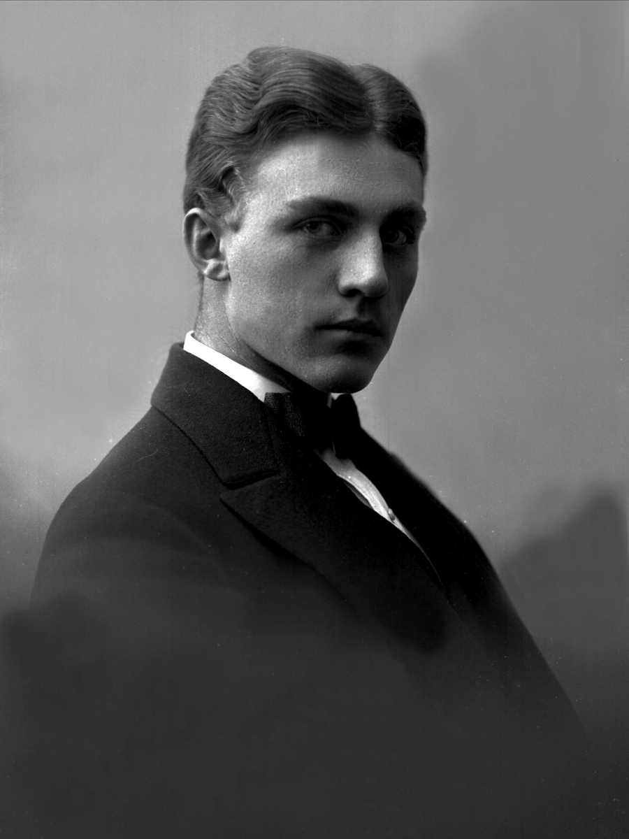 Gustav Borgen, NFB.04544