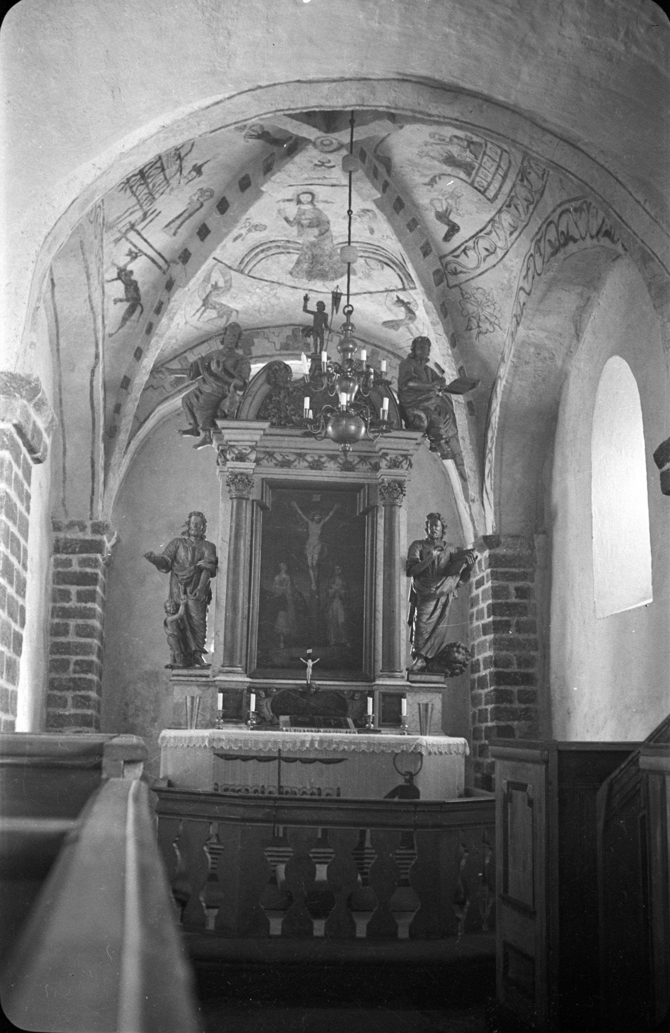 Osvald Owald, Skårby kyrka