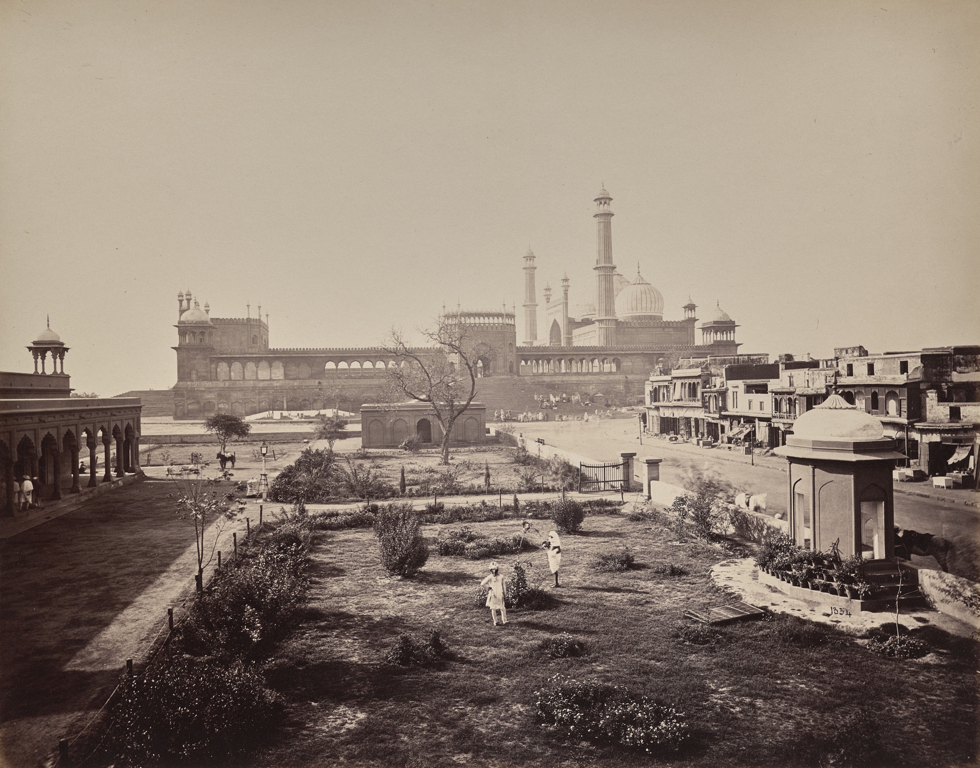 Samuel Bourne, Delhi. View of North Side of the Jamma Musjid in Principal Mabonedau Place of Worship