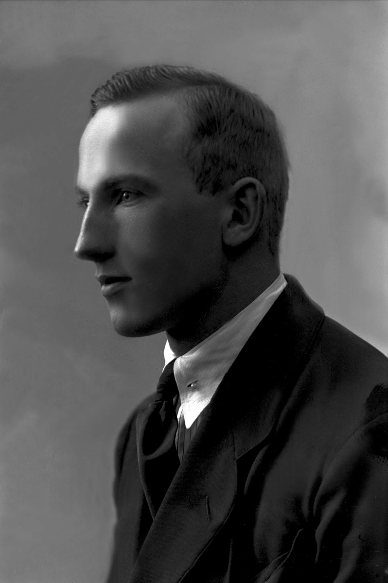 Gustav Borgen, NFB.38877