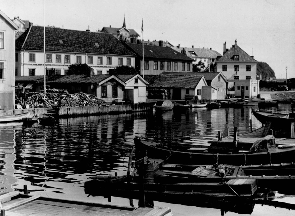 Anders Beer Wilse, Bebyggelse, samferdsel båt.
