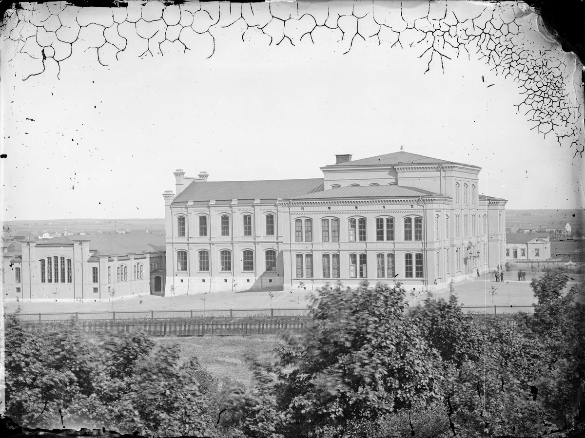 Henri Osti's Fotografiateliér, The Higher General Swedish National Reeducation Service from the west, the quarter School, Luthagen, Uppsala, probably 1870s