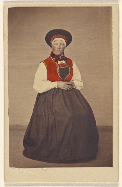 Unknown, Pige fra Qvindherred