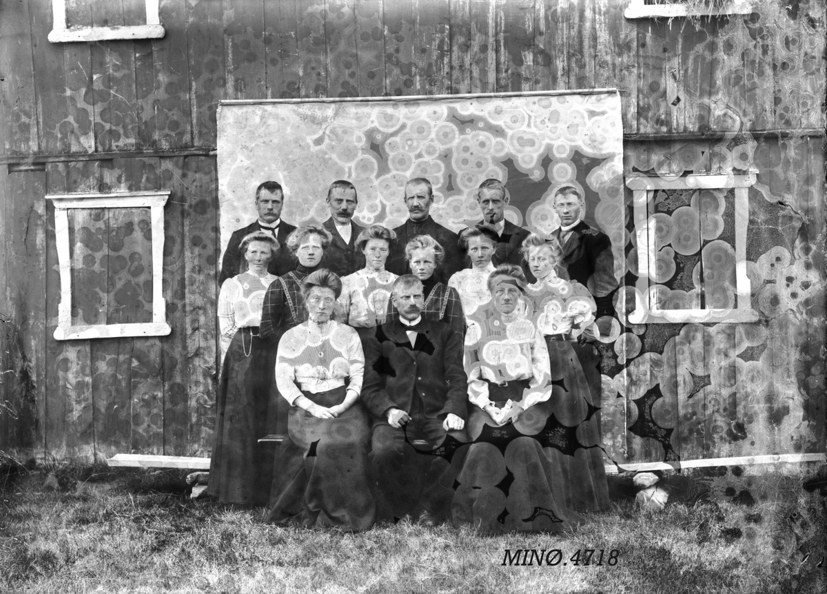 Peder J. Bredalslien, personer, klær, sangforening