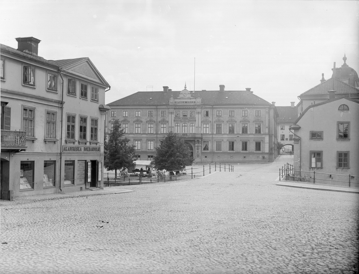 Henri Osti's Fotografiateliér, Gamla torget och Fyristorg, Uppsala juni 1894