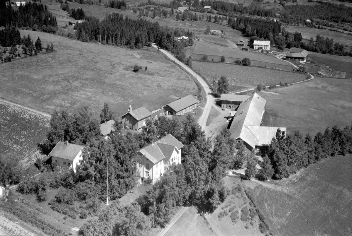 Anno Domkirkeodden, Flyfoto av Skjellungberg gard, Furnes, Ringsaker.