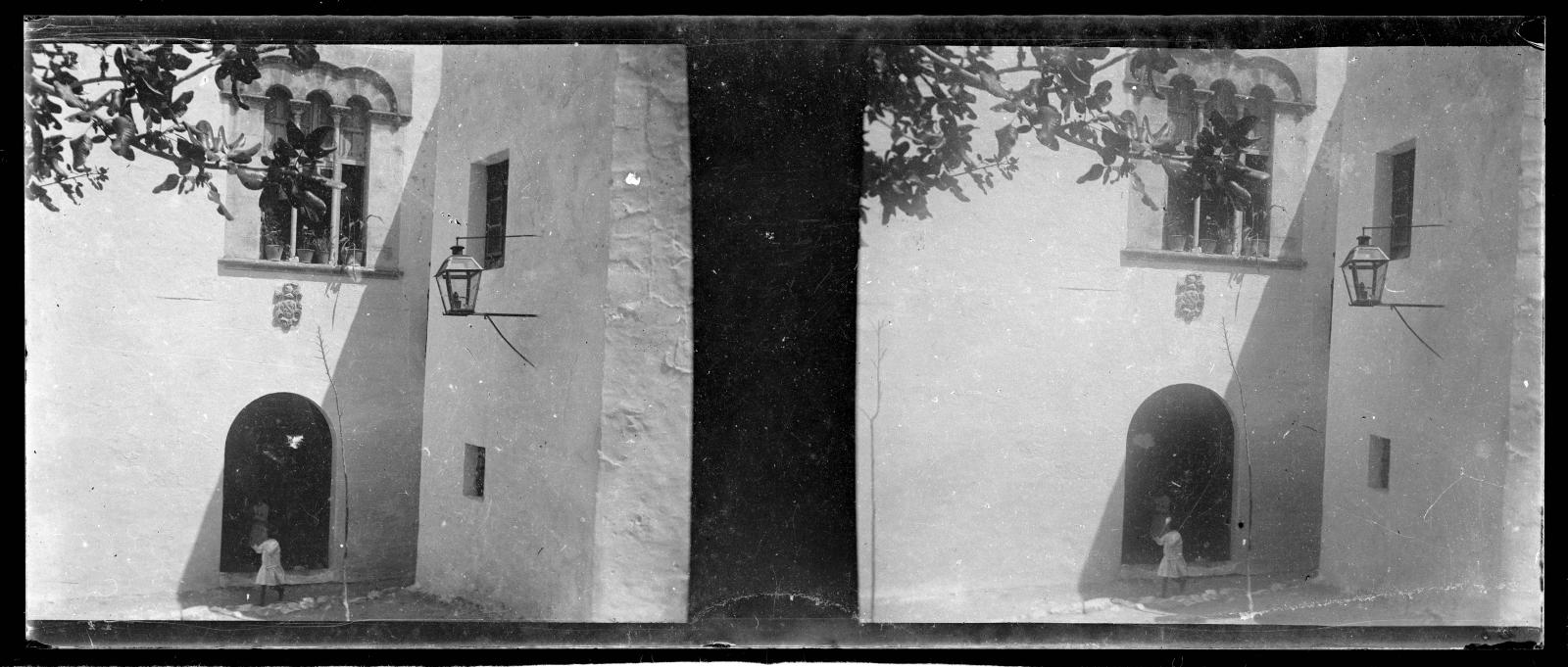 Desconegut, [House]