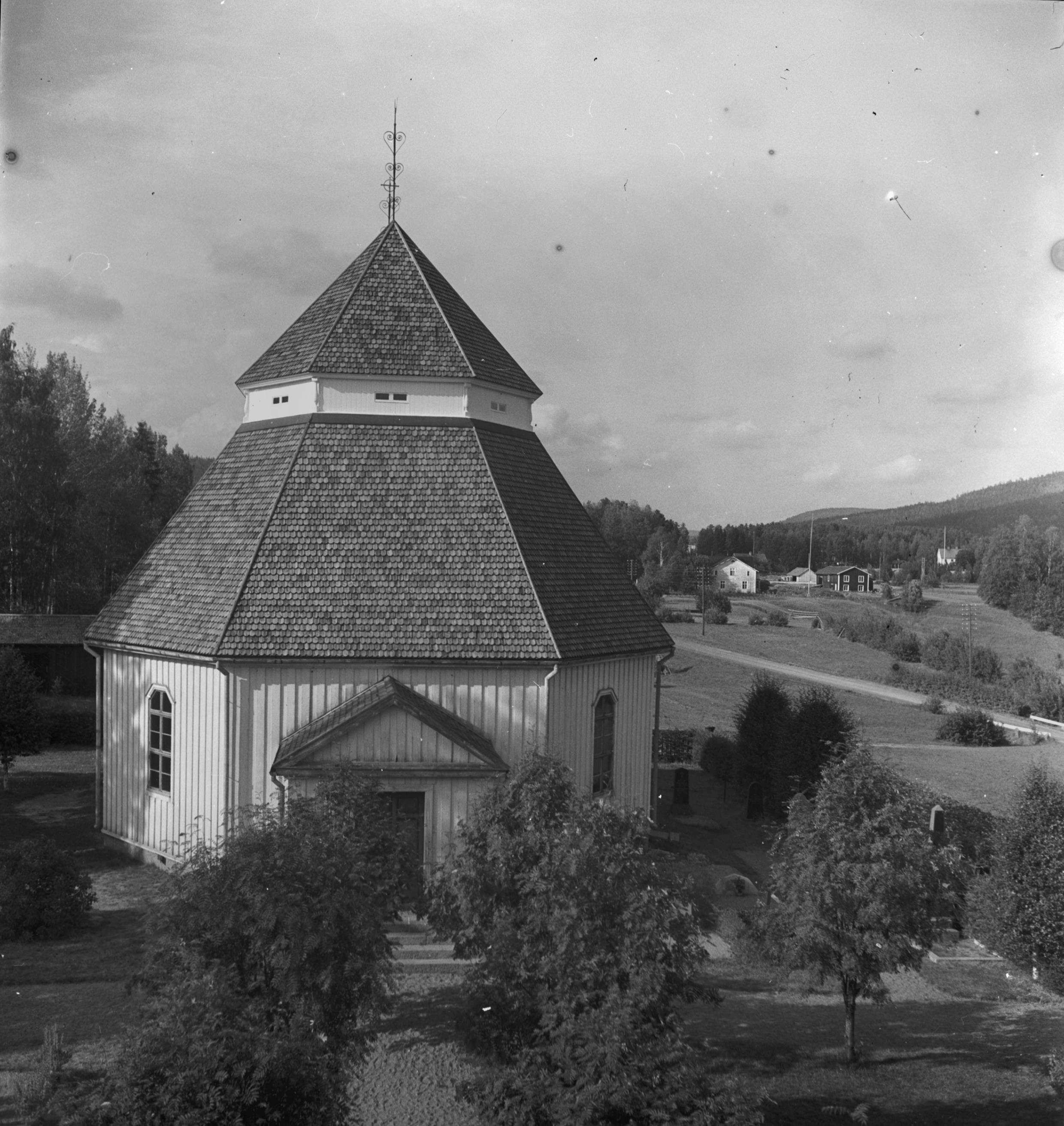 Iwar Anderson, Viksjö kyrka
