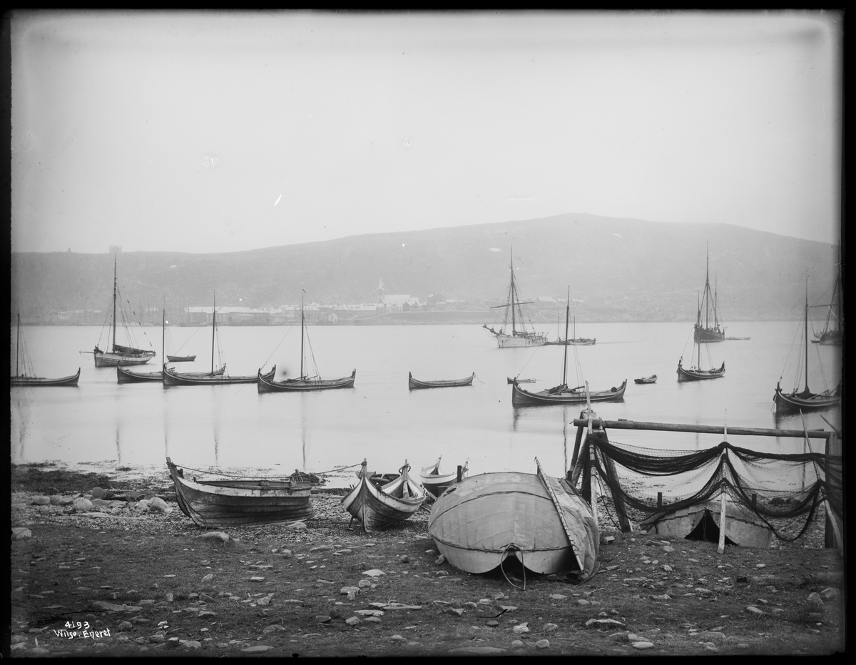 Anders Beer Wilse, Prot: Hammerfest - Fiskerbaate ved bryggen 16/7 1906