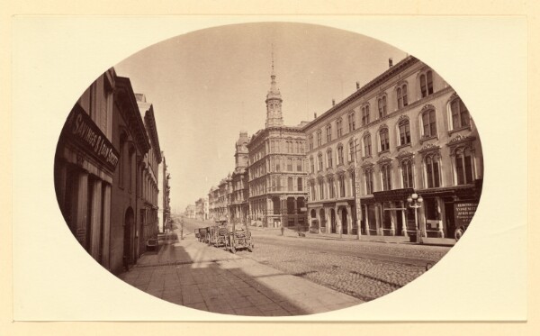 Carleton Watkins, [Cal. St. from Montg. St., S.F./ 3679]