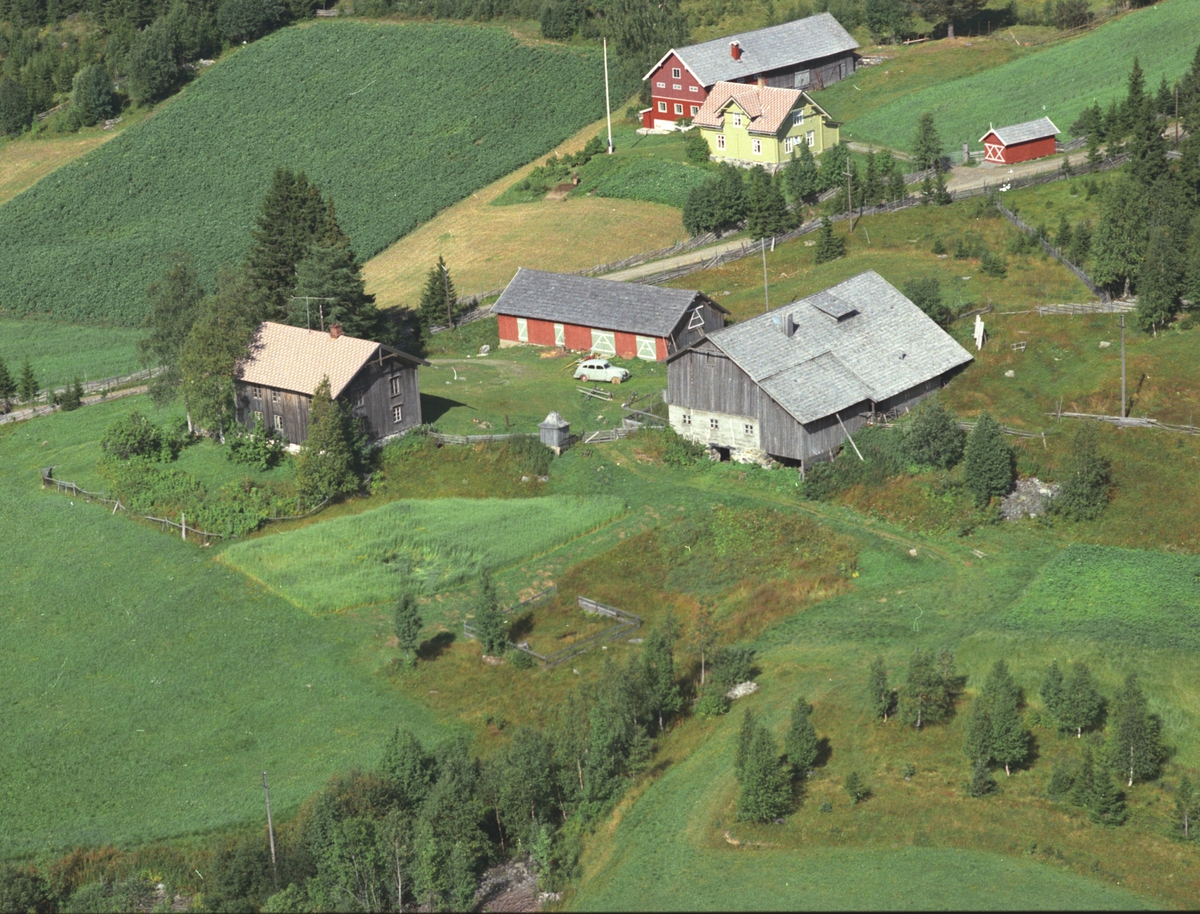 Widerøes Flyveselskap A/S, Flyfoto, Brennlien, Veldre, Ringsaker.