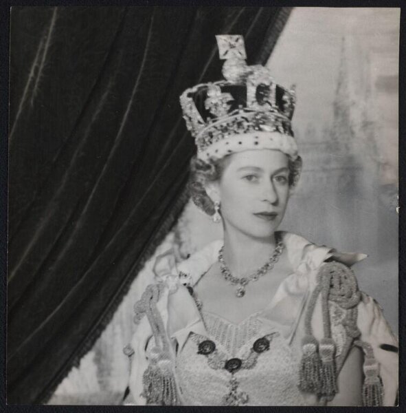 Beaton, Cecil (Sir), Photograph