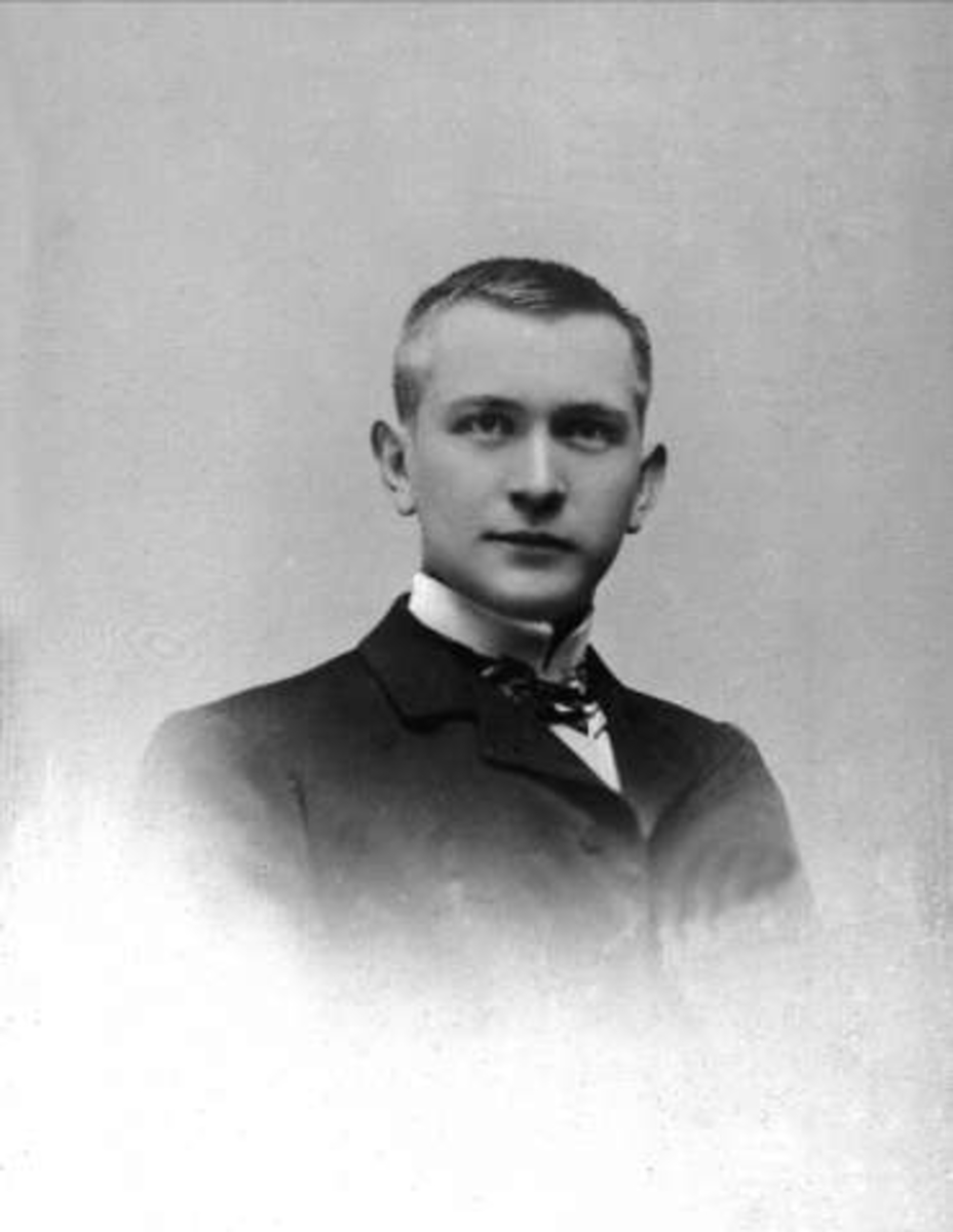 Gustav Borgen, NFB.01456