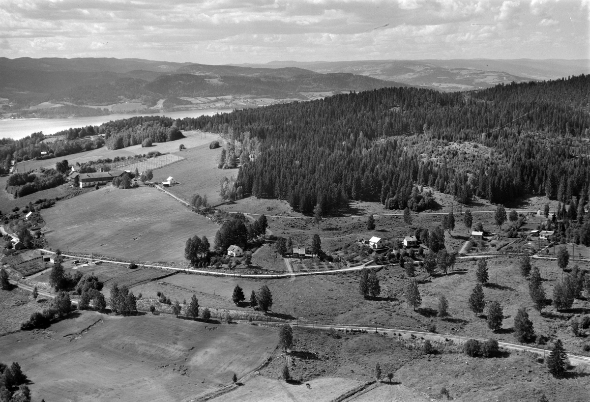 Widerøes Flyveselskap A/S, Flyfoto av Tande, Ringsaker.