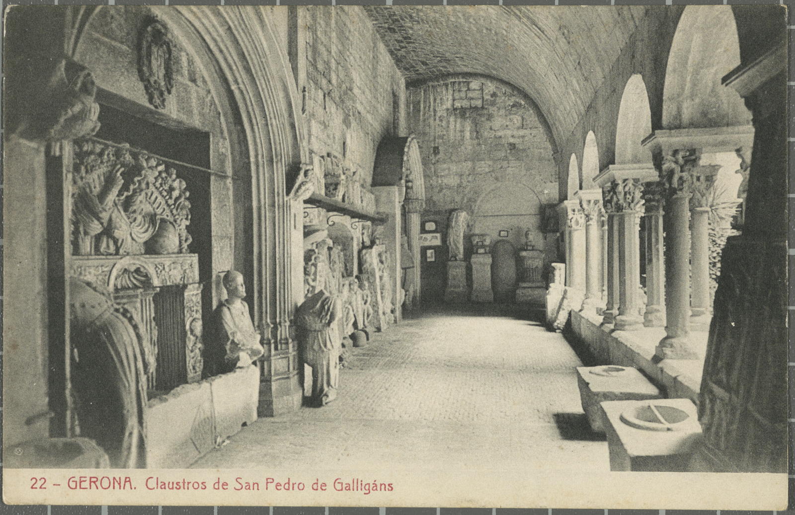 Desconegut, 22 -Gerona. Claustros de San Pedro de Galligáns