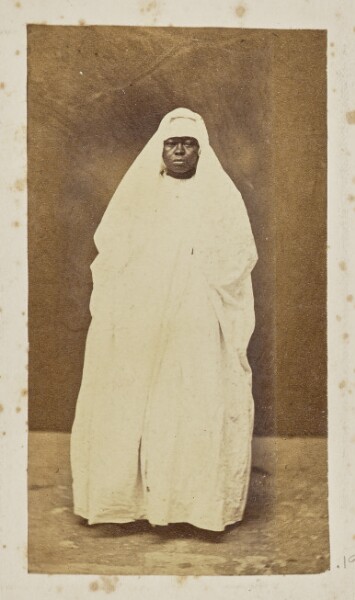 Unknown, [Portrait of a woman]