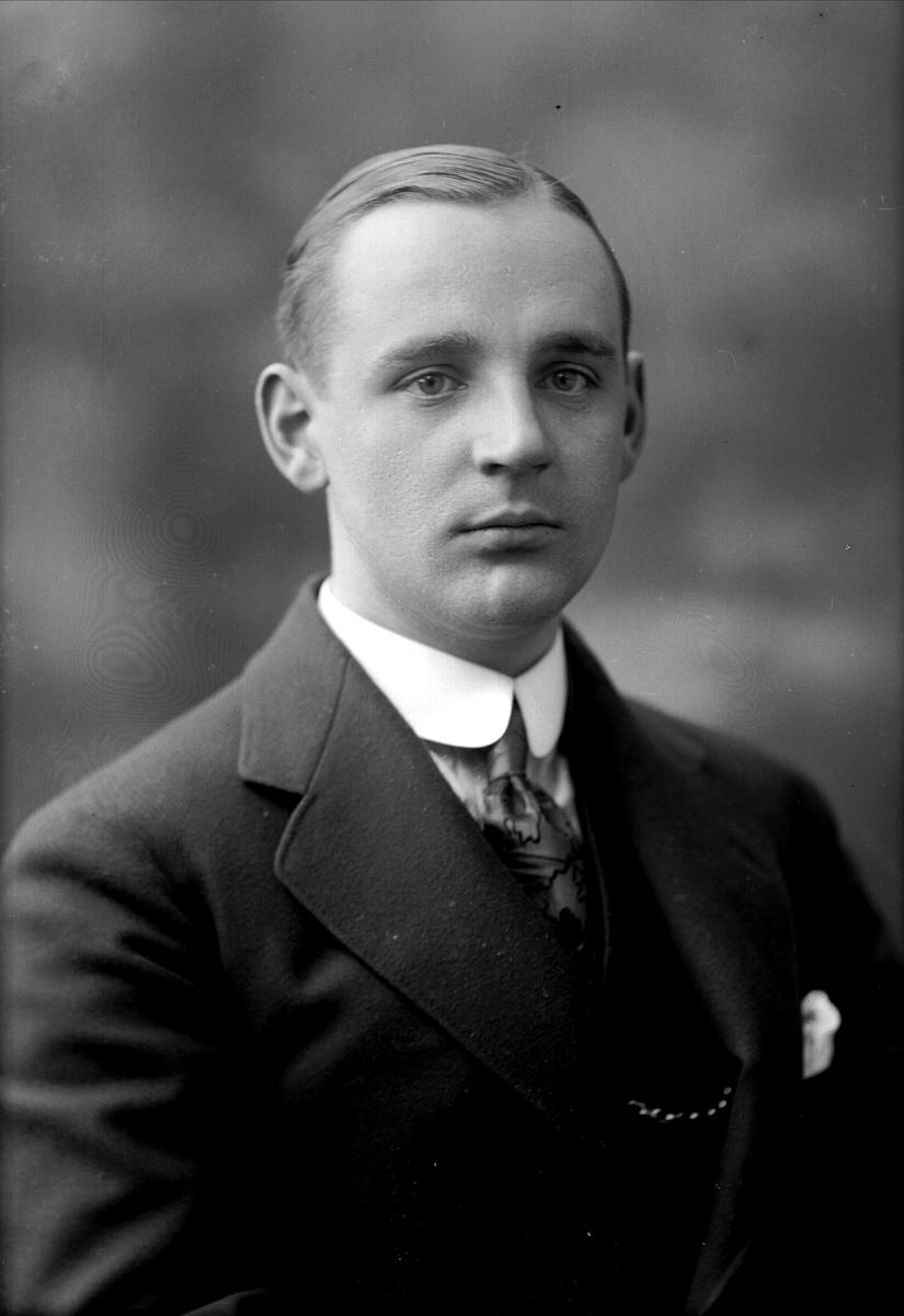 Gustav Borgen, NFB.04013