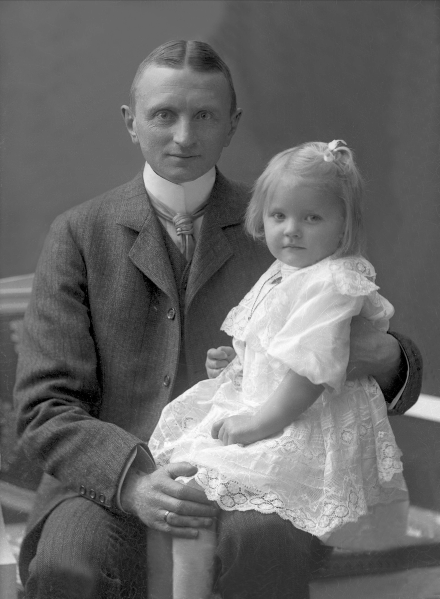 Gustav Borgen, NFB.27092