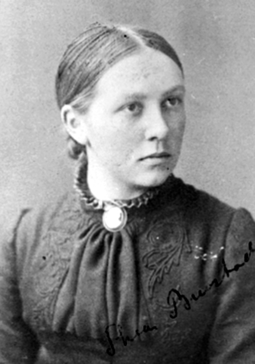 Anno Domkirkeodden, PORTRETT ELISE (DORTHEA) BRUSTAD, KONA TIL OSCAR BRUSTAD