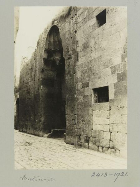 K.A.C. Creswell, Entrance portal of Bimaristan of Mamluk Amir Arghun al-Kamili, Aleppo
