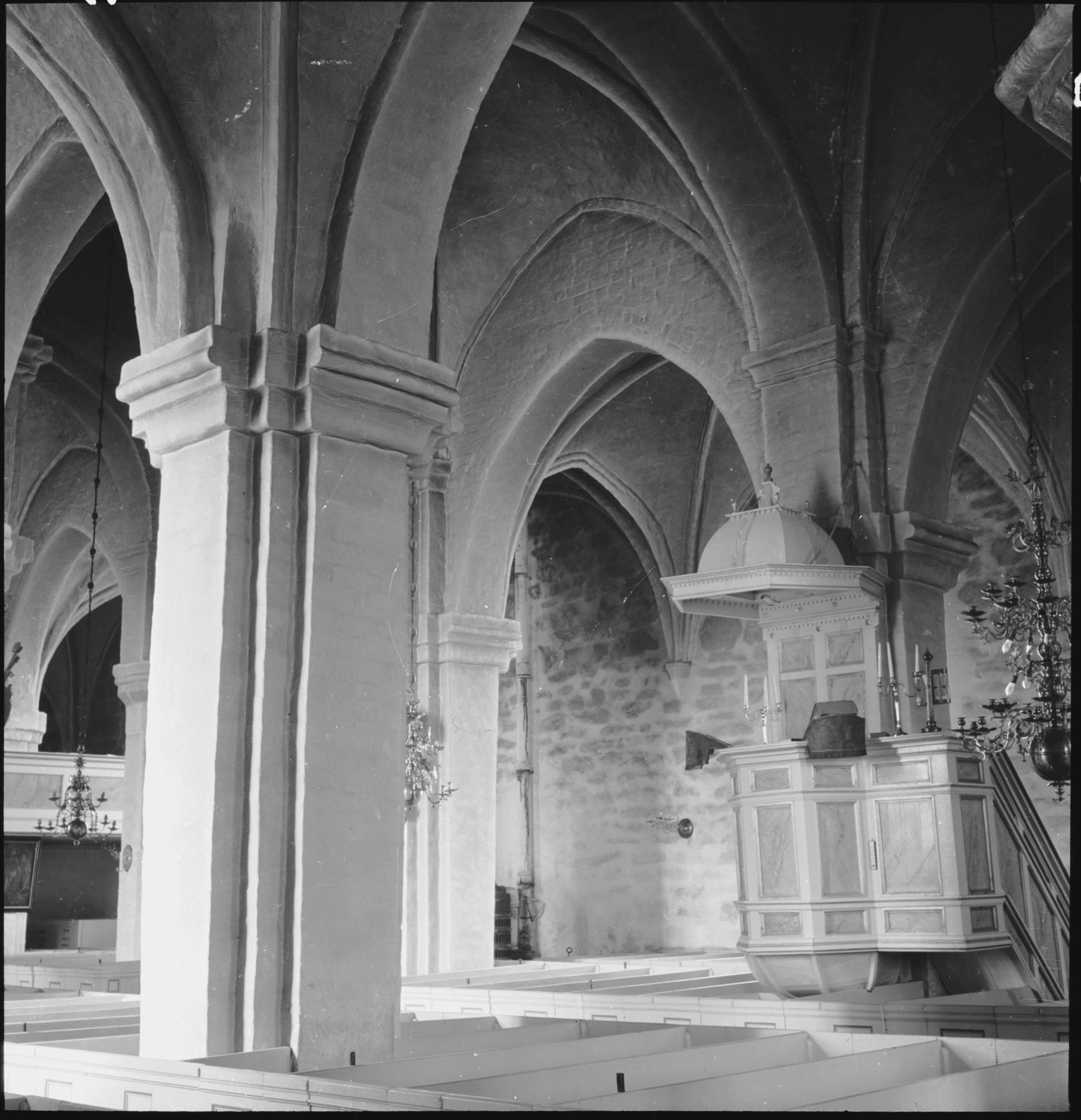 Iwar Anderson, Sköllersta kyrka