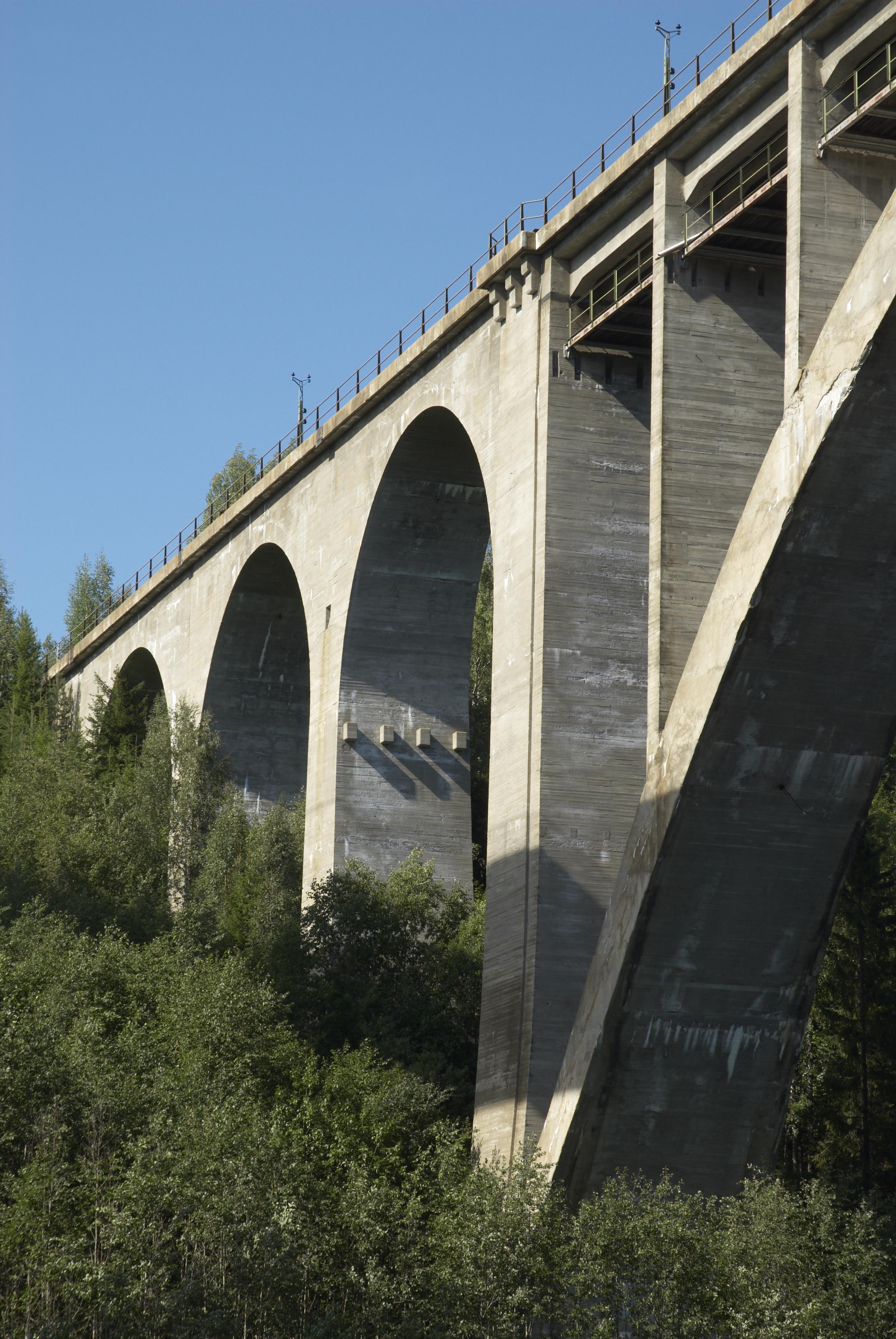 Bengt A Lundberg, Tallbergsbron