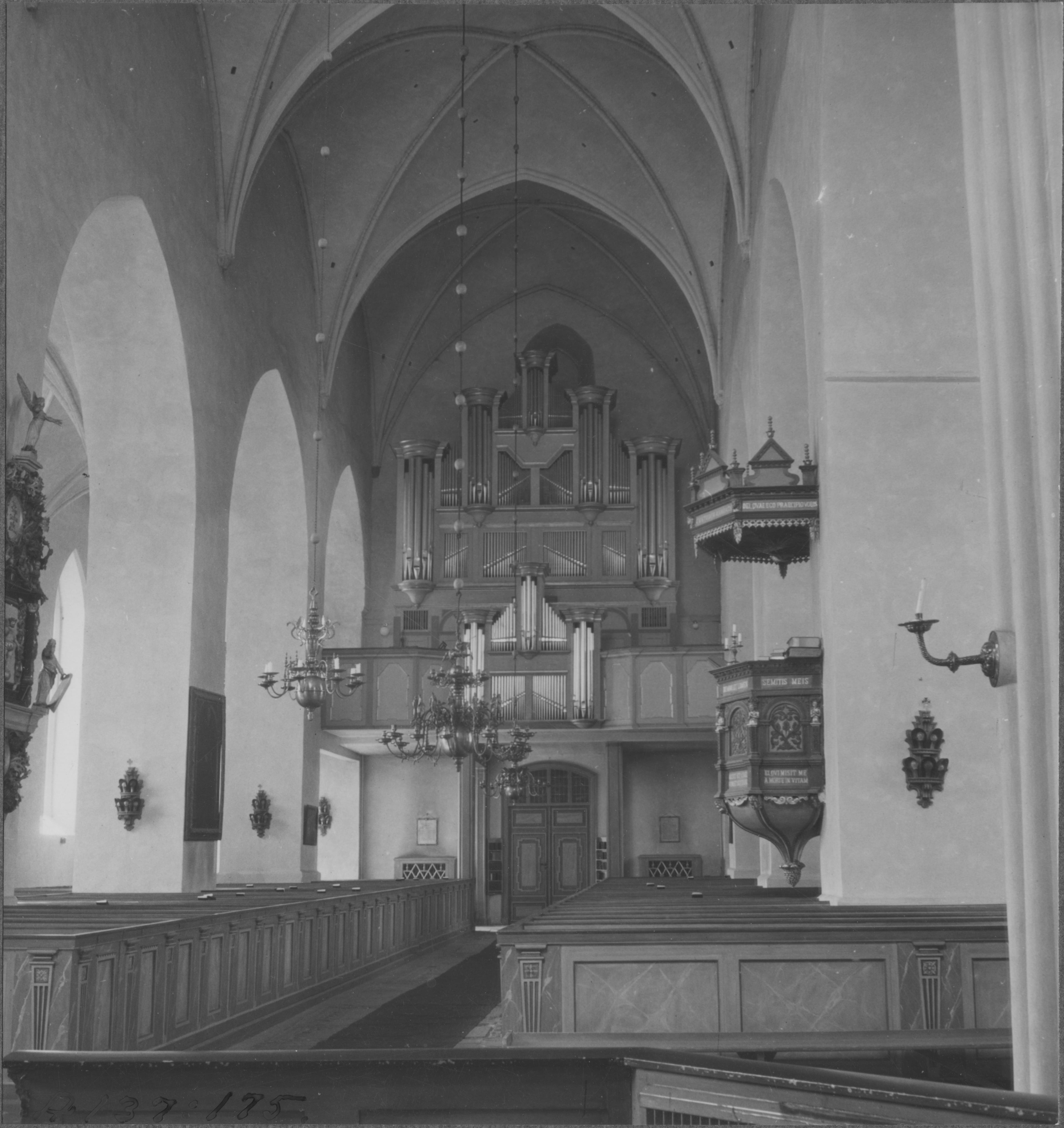 J. Andersson, Skänninge, Vårfrukyrkan