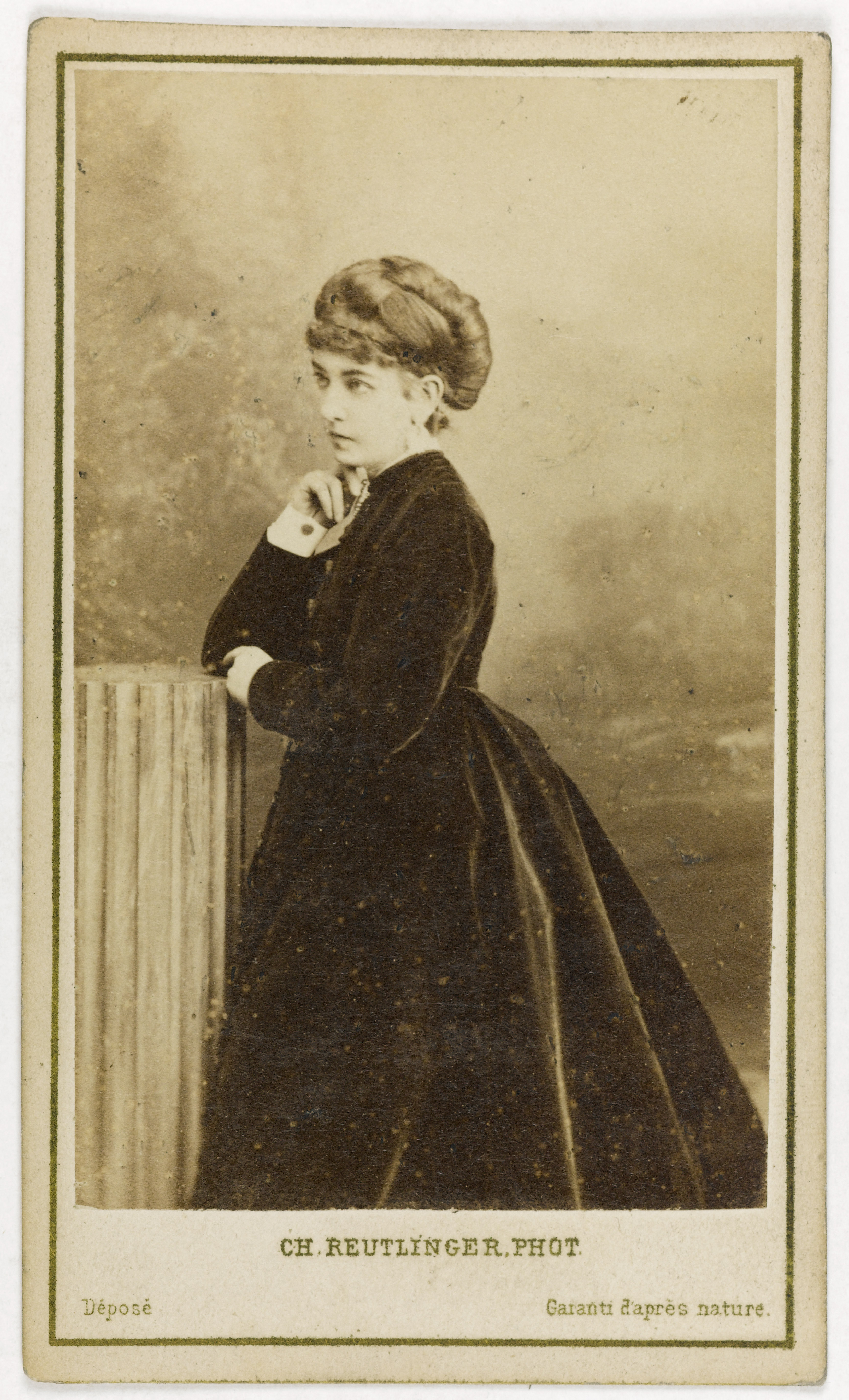 Charles Reutlinger, Portrait de Mme Valentine, actrice