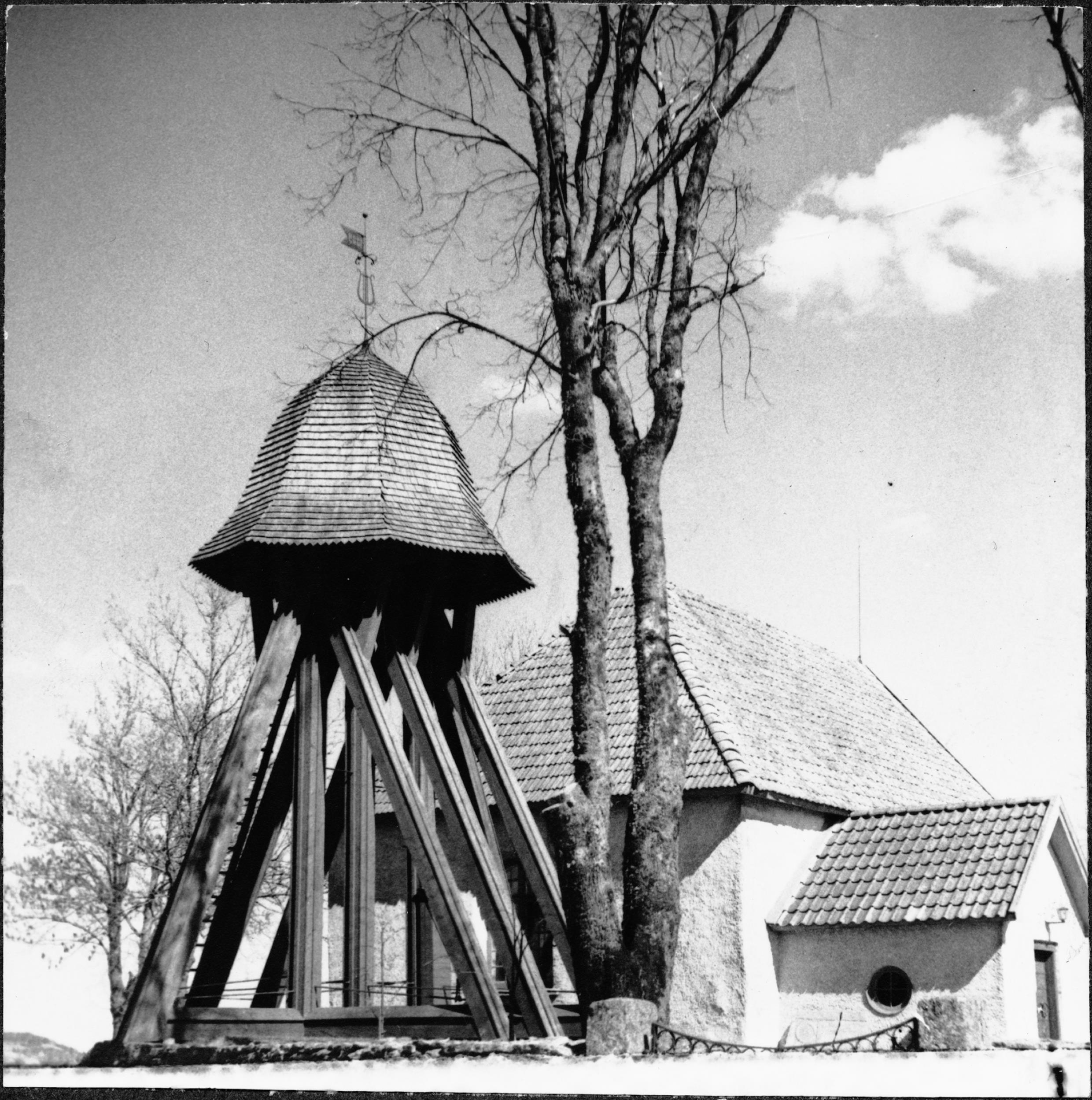 Adolf Niklasson, Kälvene kyrka
