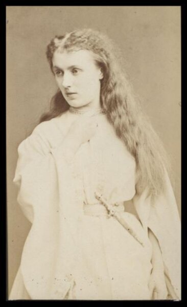 London Stereoscopic and Photographic Company, Guy Little Theatrical Photograph