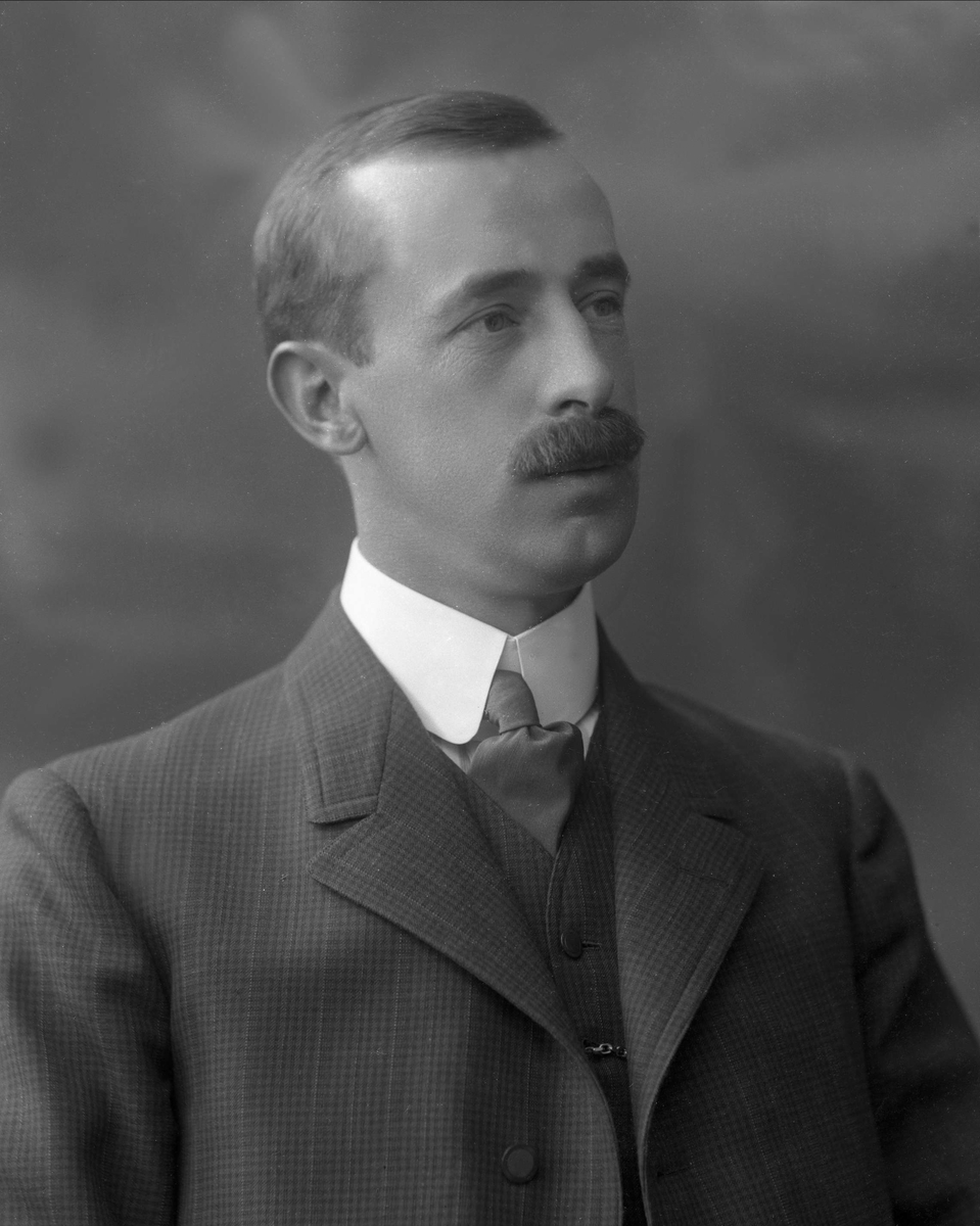 Gustav Borgen, NFB.43696