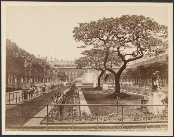 Unknown, [Garden of Palais-Royale]