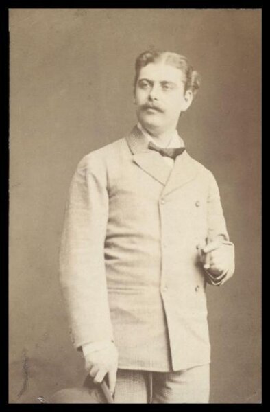 London Stereoscopic and Photographic Company, Guy Little Theatrical Photograph