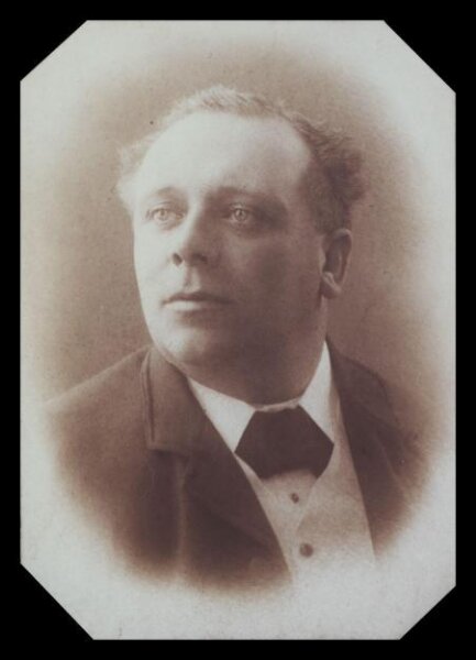 Unknown, Guy Little Theatrical Photograph