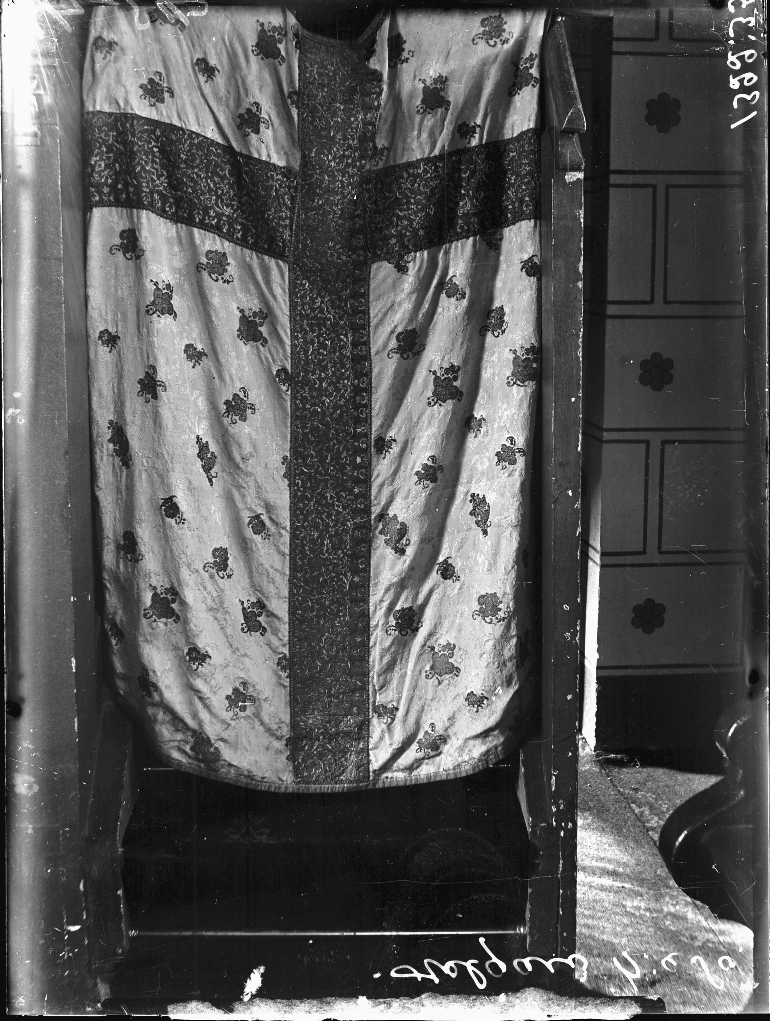 Bertil Waldén, Helgarö kyrka