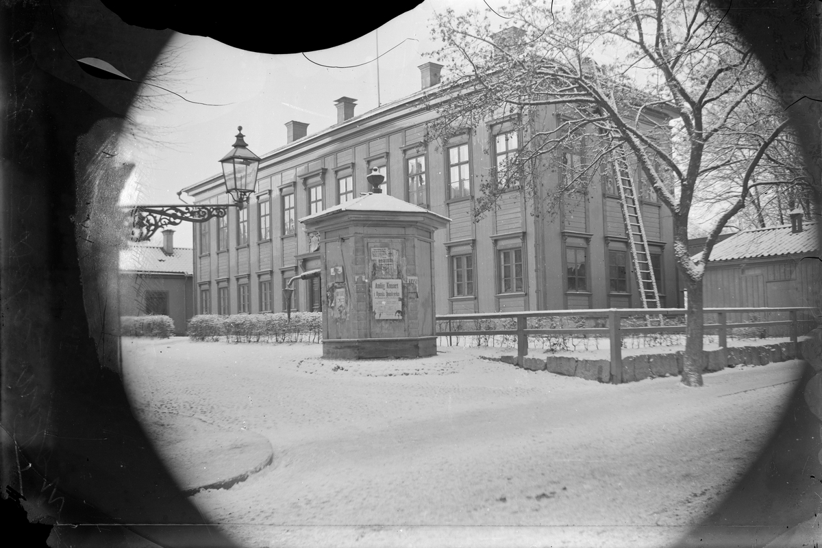 Henri Osti's Fotografiateliér, The Student Nation of Westmanland-Dala and the Lutpumpen, Lutboundd, Luten district, Uppsala before 1899