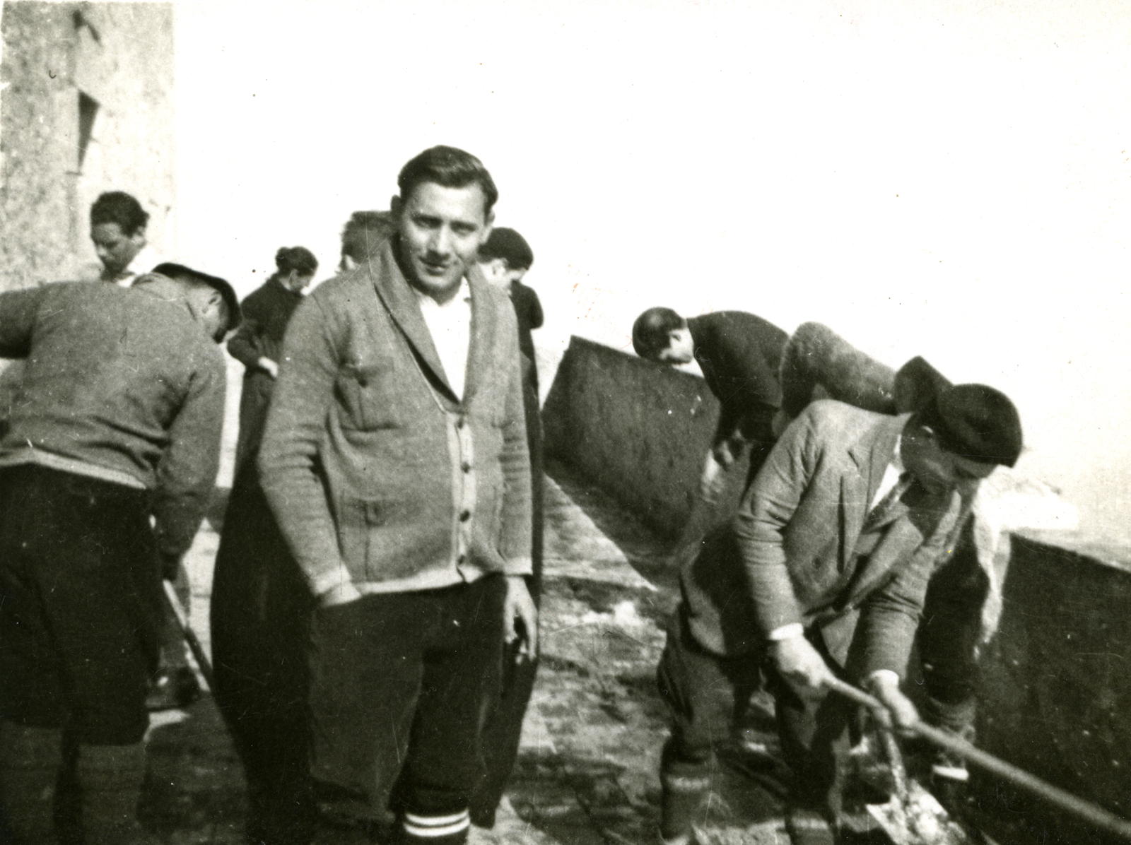 Desconegut, [Excursió a la Mare de Déu del Mont]