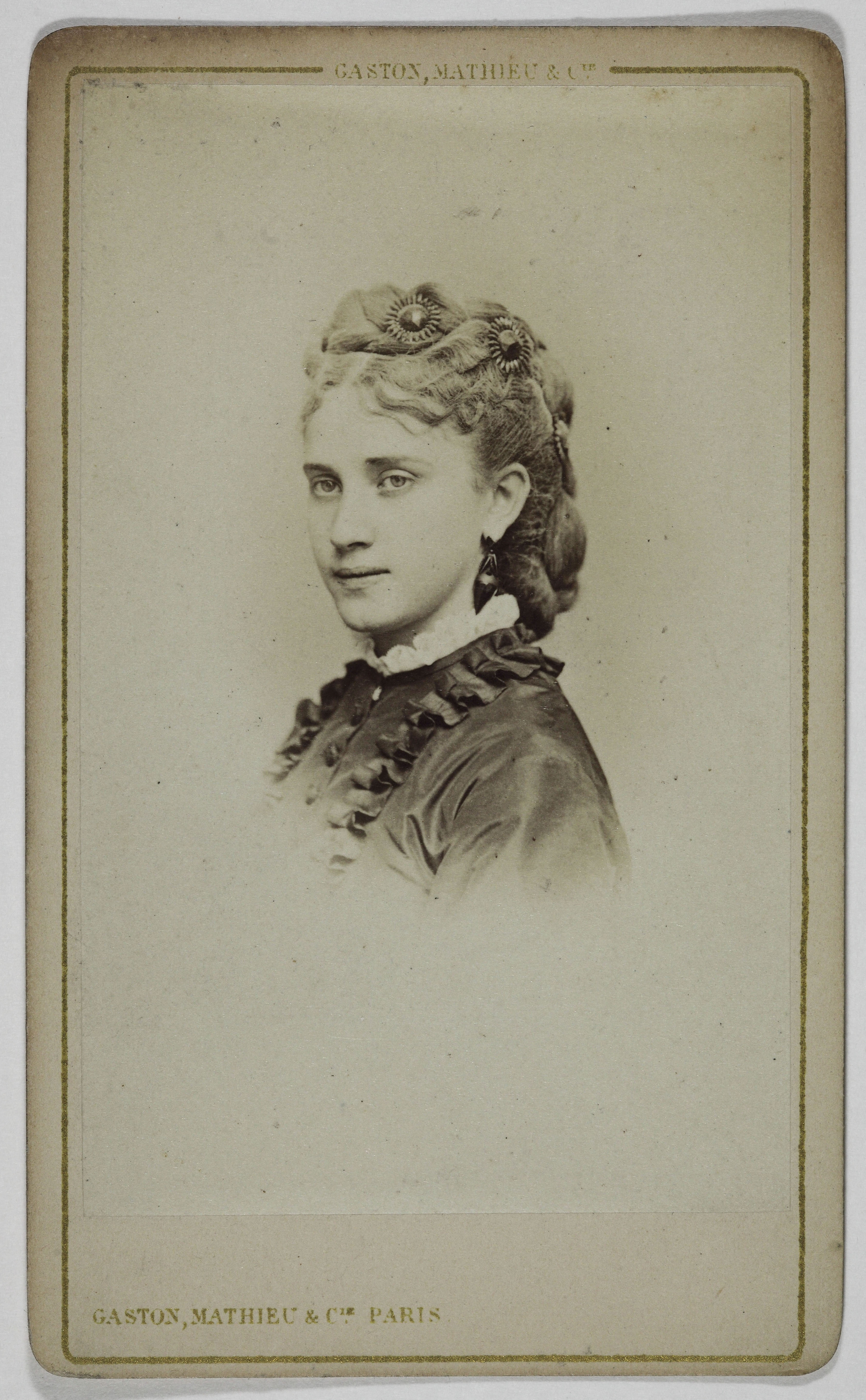 Mathieu & Cie Gaston, Portrait d'Amélie, (comédienne)