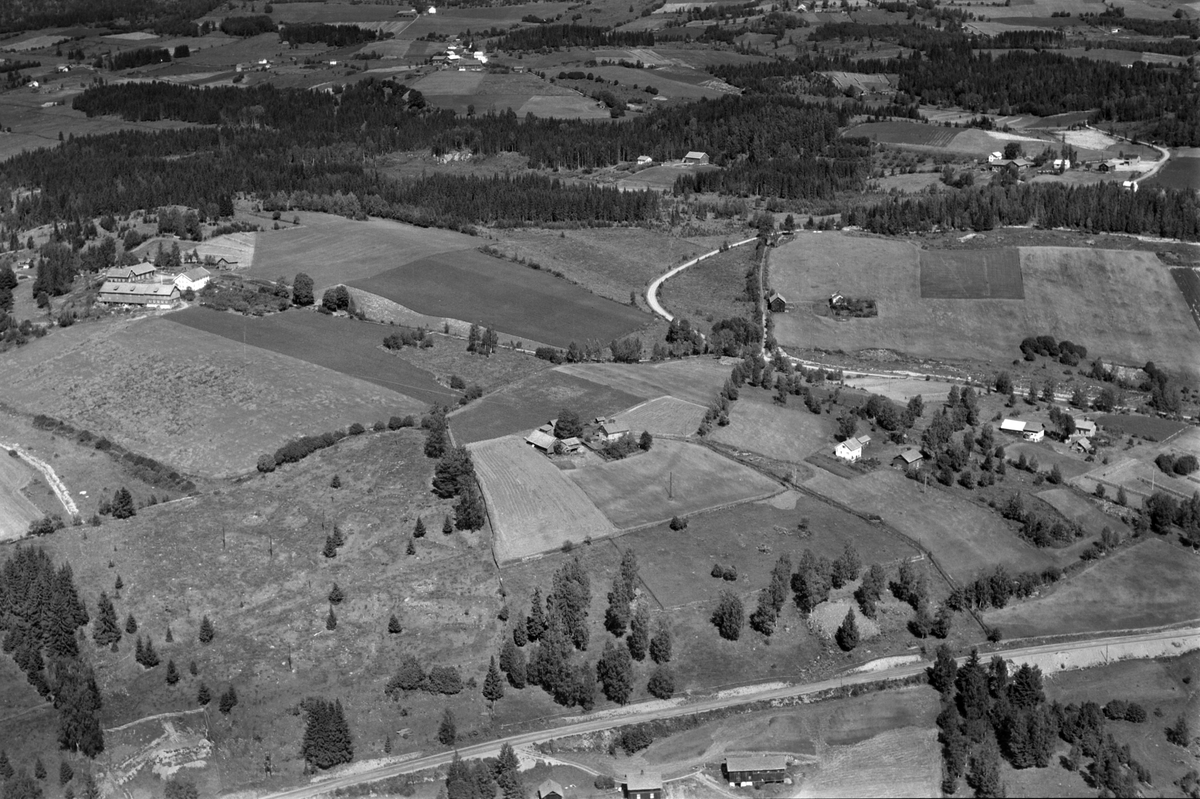 Widerøes Flyveselskap A/S, Flyfoto av Aspelia øvre, Moelv.