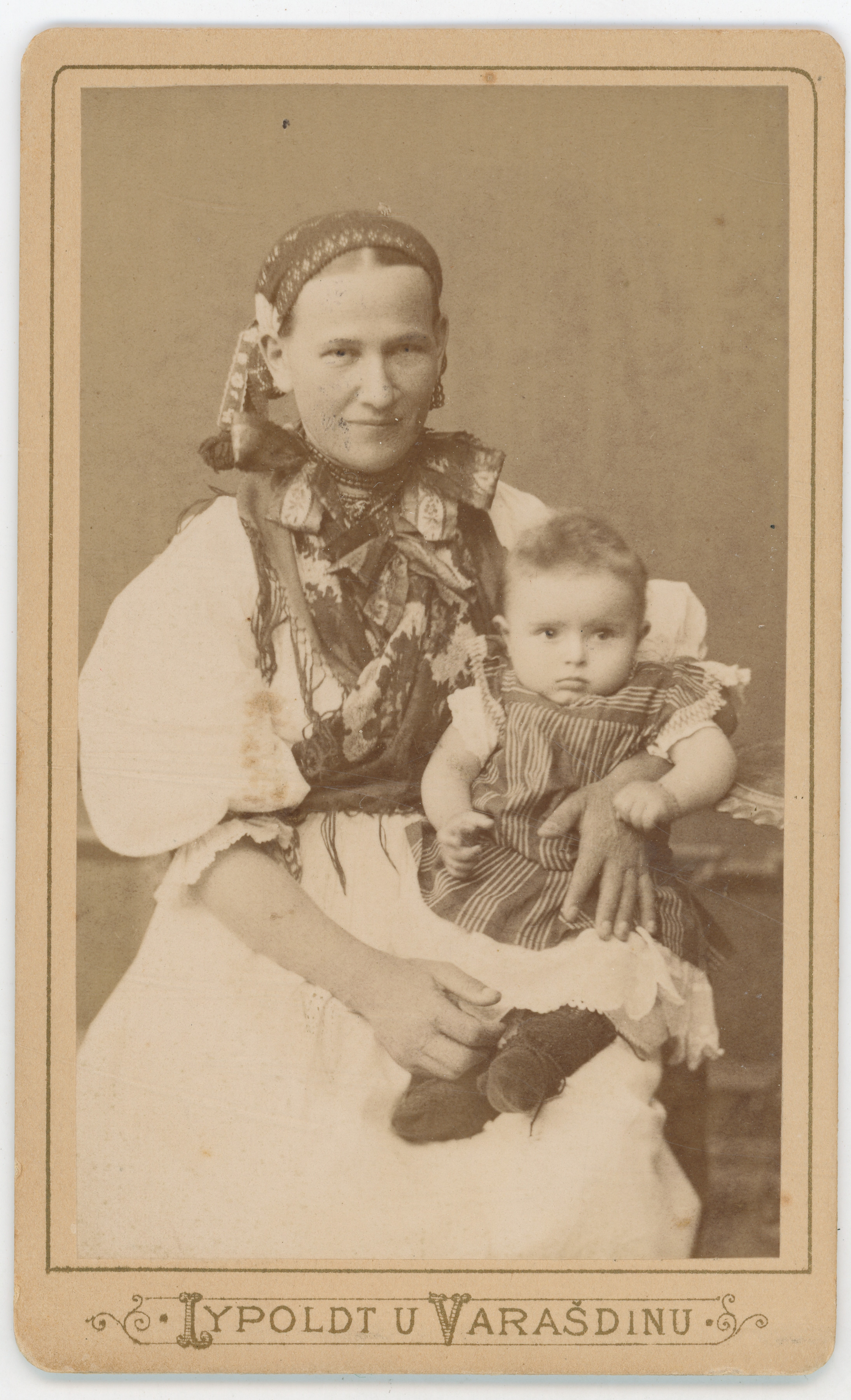 Unknown artist, Žena s djetetom