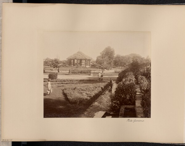Unknown, Peile Gardens