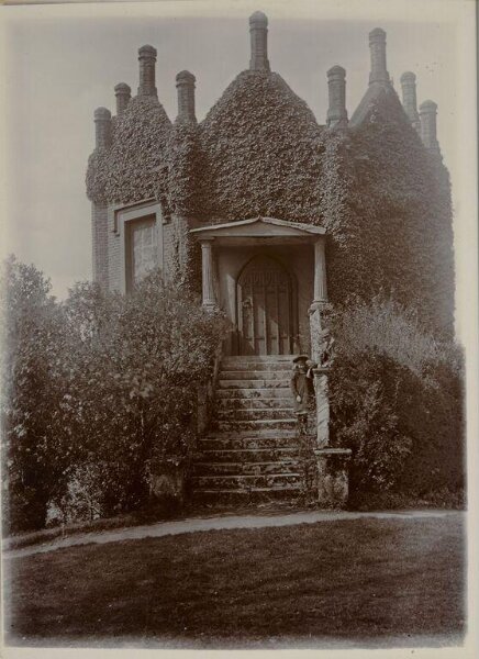 Unknown, Photograph