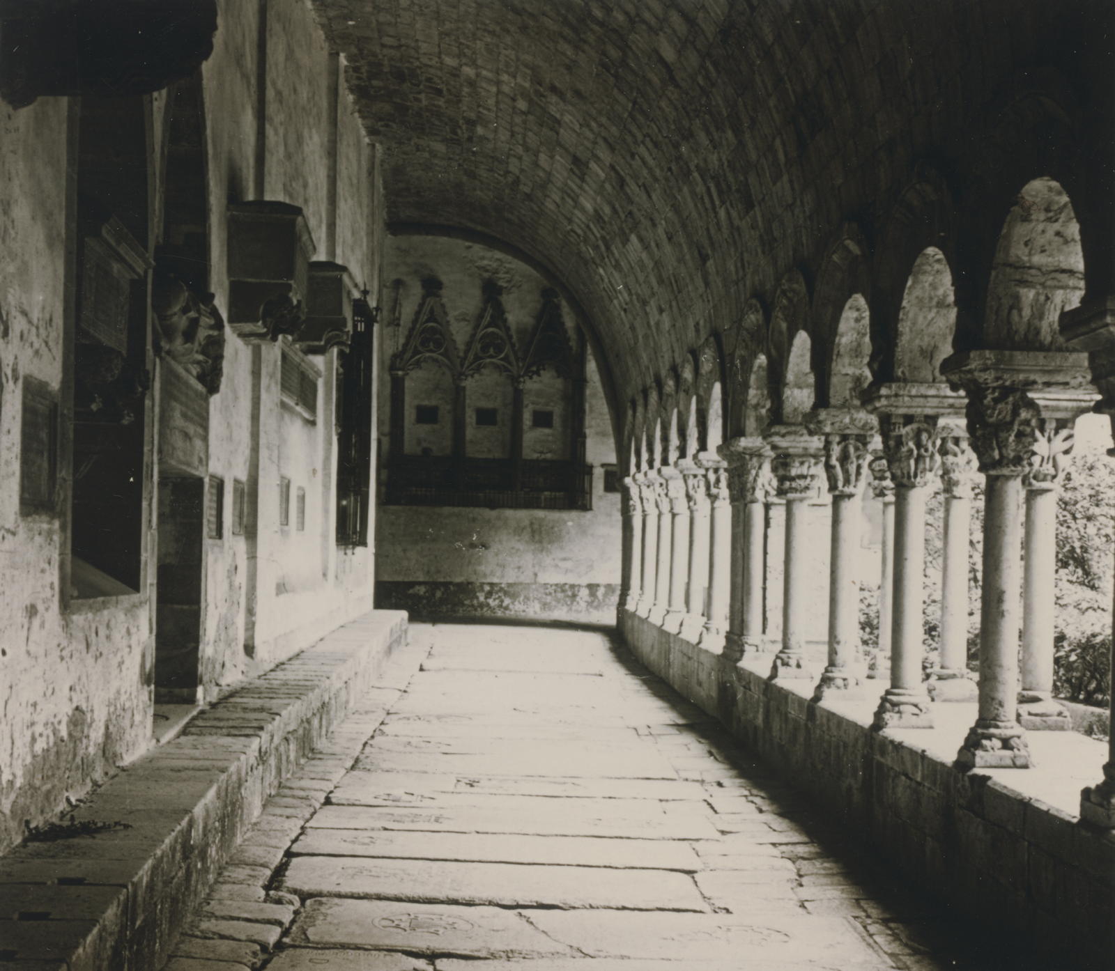 Desconegut, [Cloister of the Cathedral of Girona]