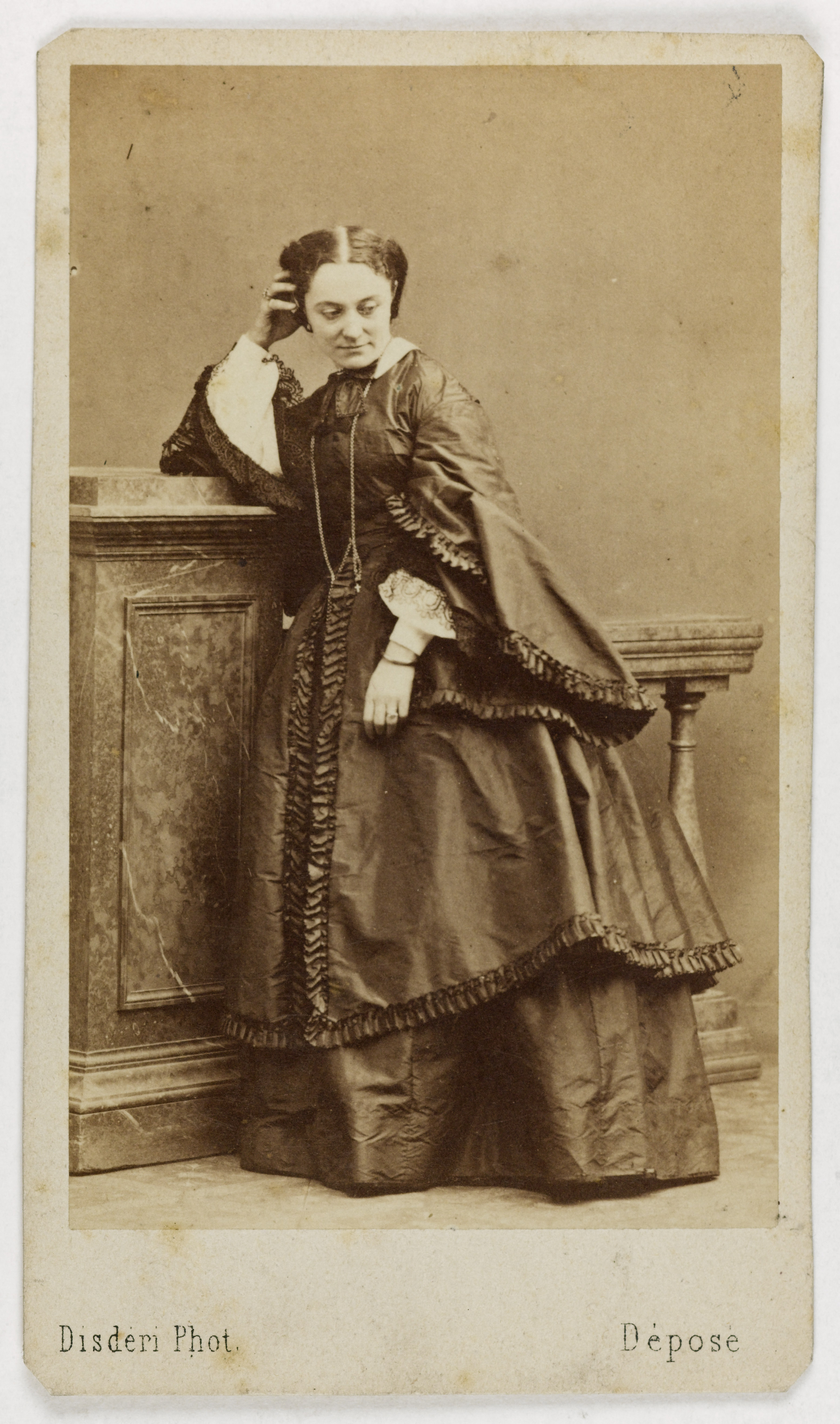 André-Adolphe-Eugène Disdéri, Portrait de Caroline Vadé, actrice ou chanteuse lyrique