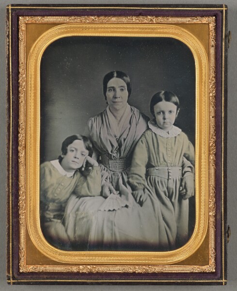 Unknown, [Portrait of a Mother and Two Children]