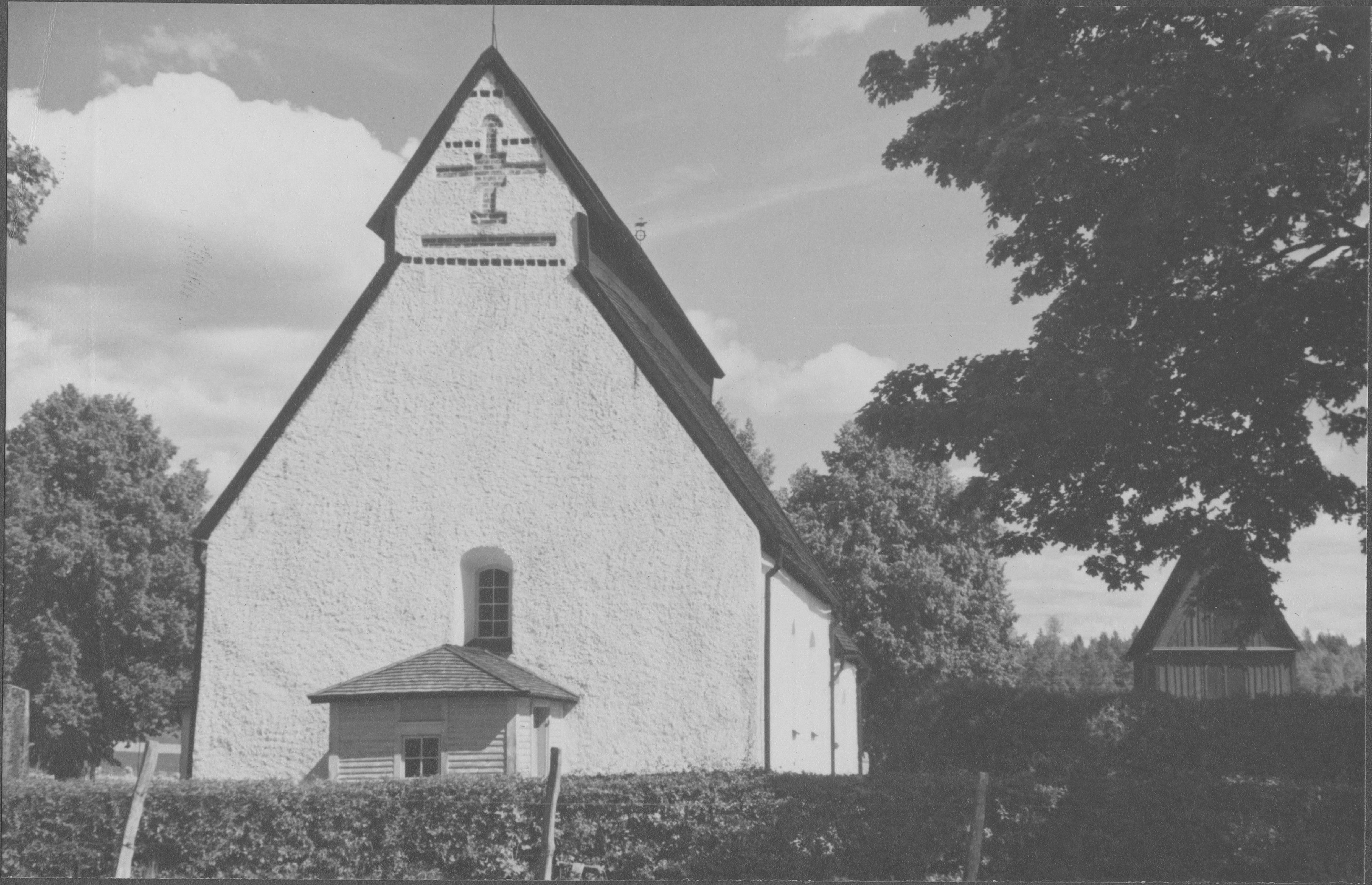 Åke Nisbeth, Värna kyrka